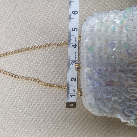 Vintage White Satin and Beaded Evening Bag - Picture 8 of 9